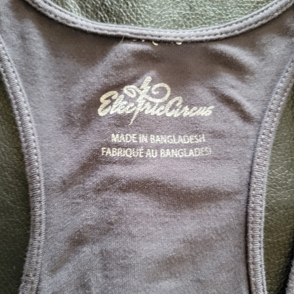 Electric Circus Rolling Stones Tank Top Size: Small ๐ฅ๐๐BUNDLE AND SAVE - Picture 5 of 11